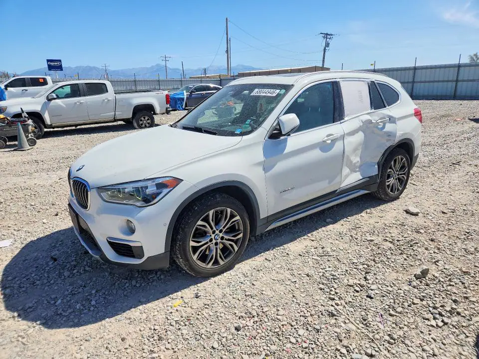 WBXHT3Z39G4A49585 BMW X1 2016 — повреждение Боковая часть, фото до ремонта
