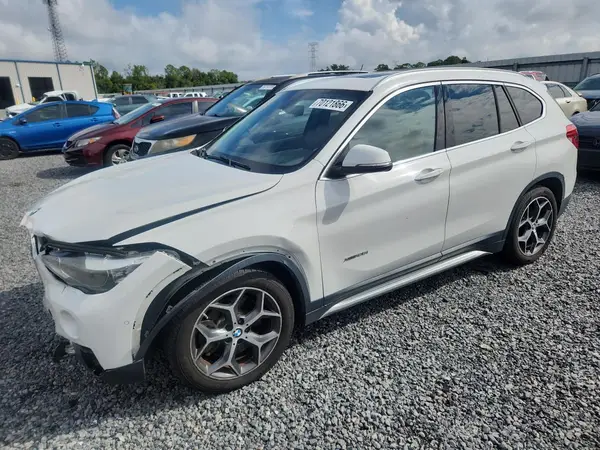 WBXHT3C32GP889972 — 2016 BMW X1, Передняя часть (Front End), фото до ремонта