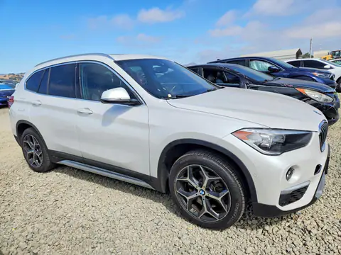 WBXHT3C39J5L28204 — 2018 BMW X1, foto 4 de Copart 20.10.2026, Parte trasera