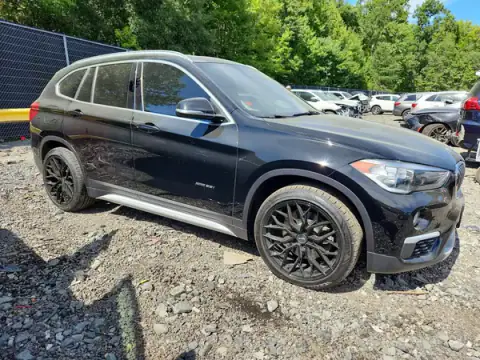 WBXHT3C30J5K32204 — 2018 BMW X1, ფოტო 4, Copart 06.10.2026, წინა ნაწილი