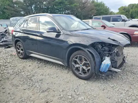 WBXHT3C56K5L35730 — 2019 BMW X1, zdjęcie 4 z Copart, Przód