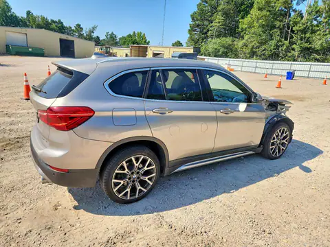 2021 BMW X1 VIN WBXJG7C06M5S24910 фото 3