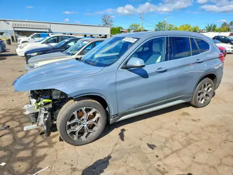 WBXJG9C06M5S36793 — 2021 BMW X1, Parte delantera (Front End), fotos antes de reparar