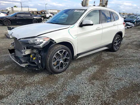 WBXJG7C05M5S00694 — 2021 BMW X1, Передняя часть (Front End), фото до ремонта
