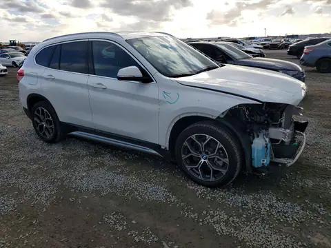 WBXJG7C05M5S00694 — 2021 BMW X1, photo 4 from Copart 16.10.2026, Front end