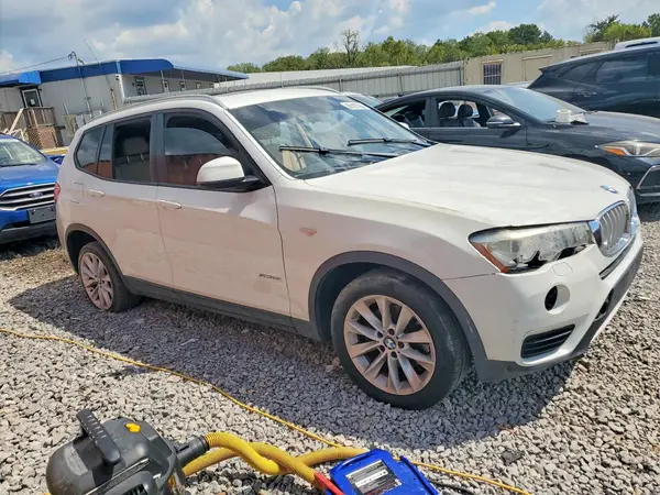 5UXWZ7C57G0T43350 — 2016 BMW X3, photo 4 from Copart, Mechanical damage