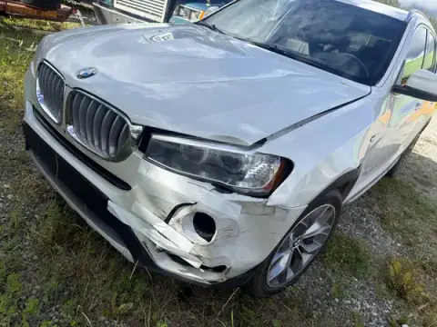 5UXWX9C52H0T07651 — 2017 BMW X3, წინა ნაწილი (Front End), ფოტოები შეკეთებამდე