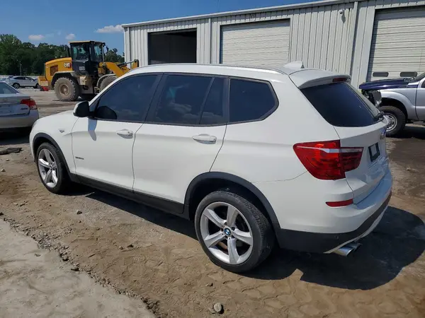 5UXWZ7C32H0V86998 — 2017 BMW X3, photo 2 from Copart 01.10.2026, Normal wear