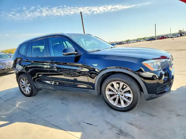 5UXWZ7C38H0V87802 — 2017 BMW X3, zdjęcie 4 z Copart 08.10.2026, Tył