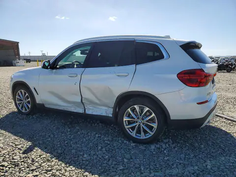 5UXTR7C50KLF26408 — 2019 BMW X3, photo 2 from Copart 19.10.2026, Side