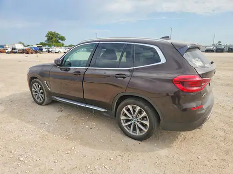 5UXTR7C55KLF27134 — 2019 BMW X3, фото 2 с аукциона Copart 30.09.2026, Боковая часть
