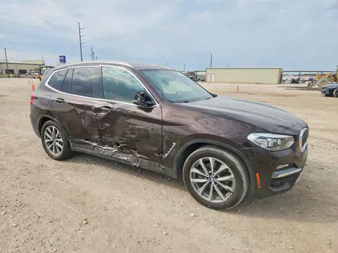 5UXTR7C55KLF27134 — 2019 BMW X3, фото 4 с аукциона Copart 30.09.2026, Боковая часть