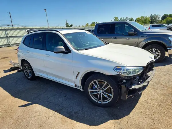 5UXTS3C54KLR73138 — 2019 BMW X3, фото 4 с аукциона Copart, Передняя часть