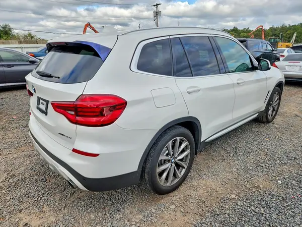 5UXTR9C55KLP91298 — 2019 BMW X3, фото 3 с аукциона Copart, Передняя часть
