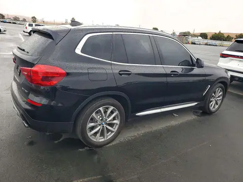5UXTR9C5XKLR07384 — 2019 BMW X3, foto 3 de Copart 28.10.2026, Lateral