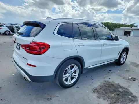 5UXTY3C01L9B04565 — 2020 BMW X3, photo 3 from Copart 19.10.2026, Minor dents and scratches
