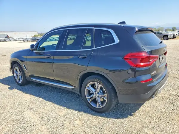 5UXTY3C07M9H37752 — 2021 BMW X3, фото 2 с аукциона Copart, Передняя часть