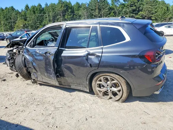 5UX53DP06N9K69437 — 2022 BMW X3, фото 2 с аукциона Copart 06.10.2026, Опрокидывание