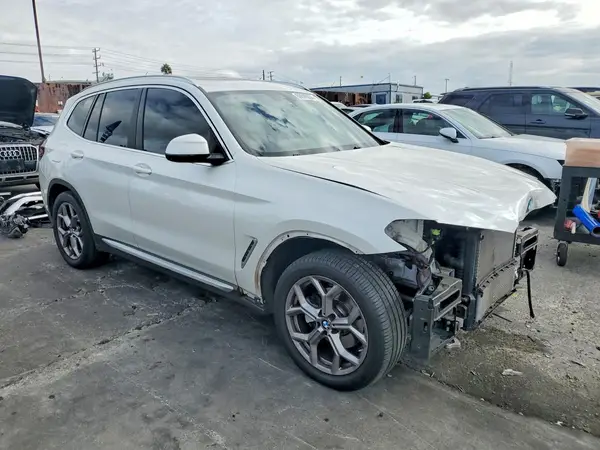 5UX43DP04N9J01792 — 2022 BMW X3, foto 4 de Copart 21.10.2026, Parte delantera