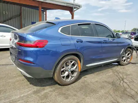5UX2V1C08M9E85096 — 2021 BMW X4, photo 3 from Copart, Front end
