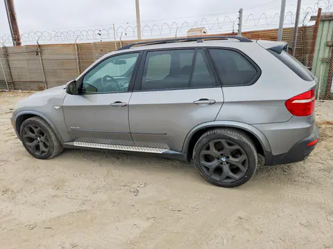 2010 BMW X5 VIN 5UXFE8C5XAL312682 фото 2