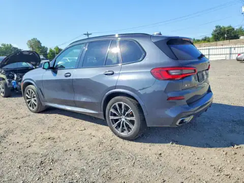 5UXCR6C56KLL34398 — 2019 BMW X5, photo 2 from Copart 06.10.2026, Flood