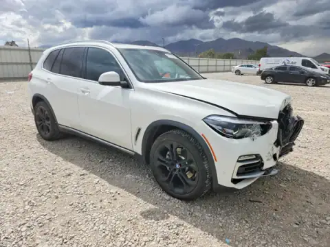 5UXCR6C08L9C55109 — 2020 BMW X5, photo 4 from Copart, Front end