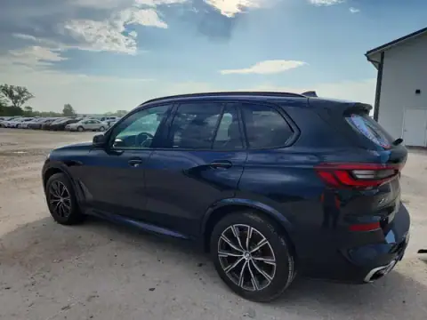 5UXCR6C05M9F38603 — 2021 BMW X5, photo 2 from Copart, Flood