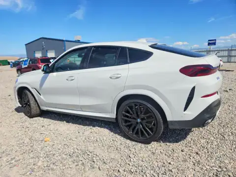 5UXCY6C08M9F67161 — 2021 BMW X6, фото 2 з Copart, Передня частина
