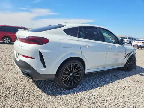 5UXCY6C08M9F67161 — 2021 BMW X6, фото 3 з Copart, Передня частина