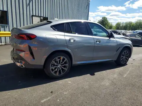 5UX33EX01V9509703 — 2027 BMW X6, zdjęcie 3 z Copart 21.09.2026, Przód