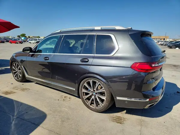 5UXCW2C09L9B48538 — 2020 BMW X7, фото 2 с аукциона Copart, Естественный износ