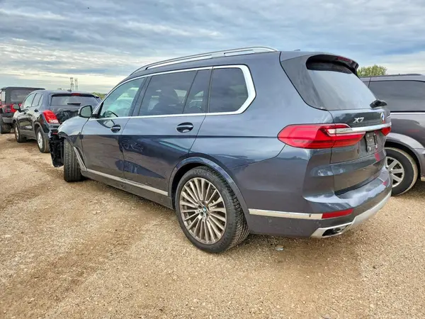 5UXCW2C07N9J34363 — 2022 BMW X7, photo 2 from Copart, Front end