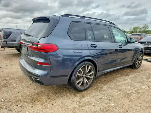5UXCX6C06N9M17860 — 2022 BMW X7, фото 3 з Copart, Бокова частина
