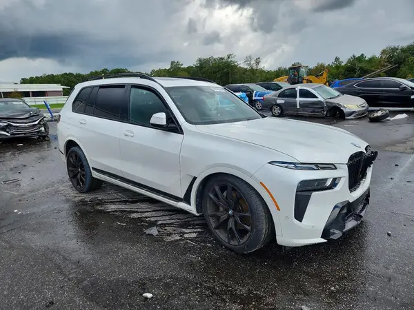 5UX23EM0XP9P23138 — 2023 BMW X7, zdjęcie 4 z Copart, Przód