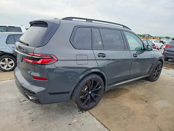 5UX23EM0XR9W07201 — 2024 BMW X7, фото 3 з Copart, Вандалізм