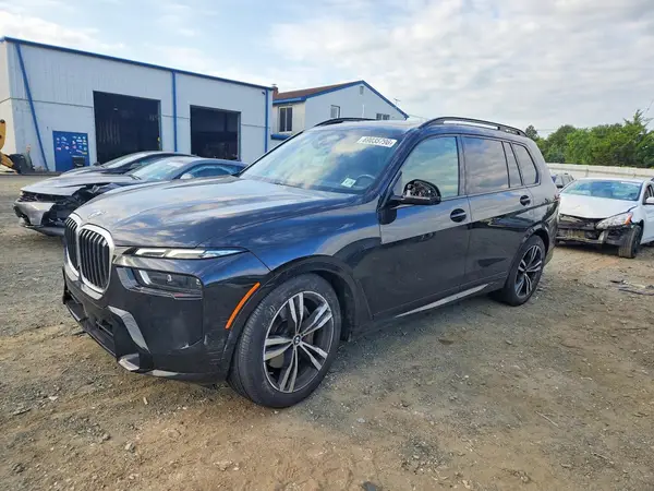 5UX23EM0XR9S73302 BMW X7 2024 — повреждение Повреждения снизу, фото до ремонта