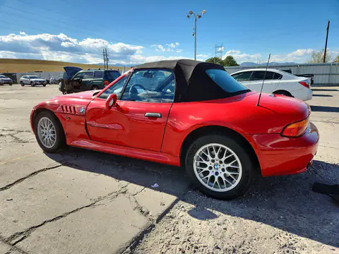 1998 BMW Z3 VIN 4USCJ332XWLC12031 фото 2