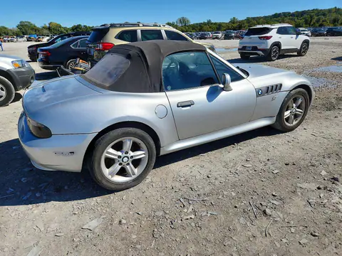 2000 BMW Z3 VIN 4USCH9344YLF85794 фото 3