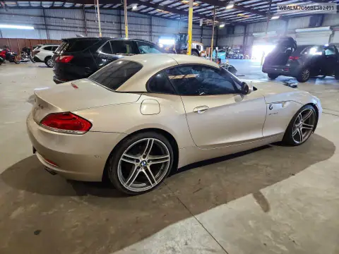 WBALM7C56BE382491 — 2011 BMW Z4, zdjęcie 3 z Copart 26.10.2026, Uszkodzenia mechaniczne