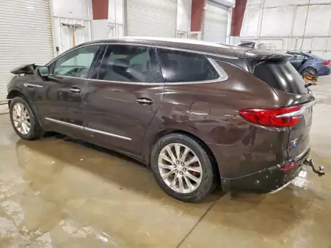 5GAEVBKW3JJ155644 — 2018 Buick Enclave, zdjęcie 2 z Copart, Przód