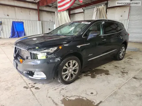 5GAEVCKW5JJ254827 — 2018 Buick Enclave, Передняя часть, фото до ремонта