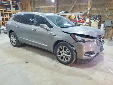 5GAEVCKW3KJ108475 — 2019 Buick Enclave, zdjęcie 4 z Copart, Przód