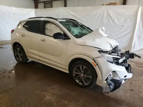 KL4MMDSL4LB132993 — 2020 Buick Encore GX, foto 4 de Copart 22.09.2026, Parte delantera