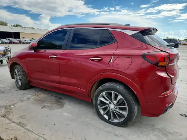 KL4MMDSL3LB107339 — 2020 Buick Encore GX, photo 2 from Copart 06.10.2026, Rear end