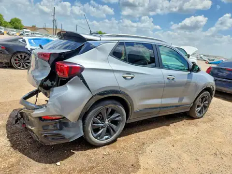 KL4AMDSL4RB170784 — 2024 Buick Encore GX, foto 3 de Copart 24.09.2026, Parte trasera