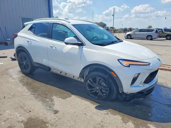 KL4AMDSL8RB205357 — 2024 Buick Encore GX, photo 4 from Copart, Side