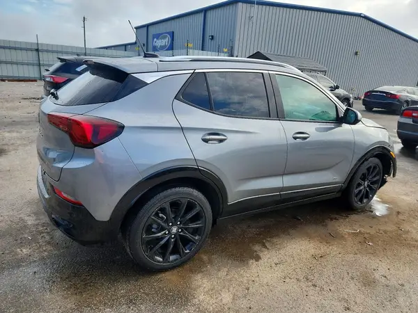 KL4AMDSL2SB134209 — 2025 Buick Encore GX, zdjęcie 3 z Copart, Przód
