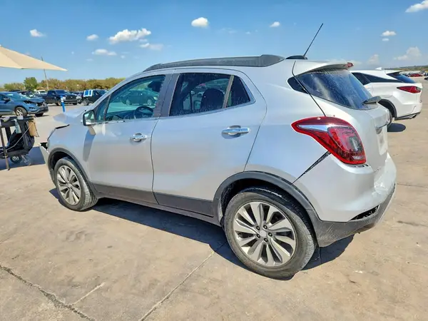 KL4CJASB2JB683513 — 2018 Buick Encore, фото 2 с аукциона Copart, Передняя часть