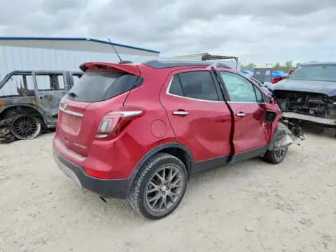 KL4CJ1SM8KB711091 — 2019 Buick Encore, zdjęcie 3 z Copart, Przód